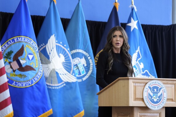 🇺🇸 DHS Chief Kristi Noem Overhauls ICE Leadership Amid Deportation Push