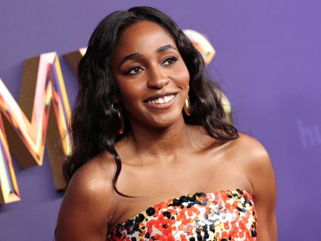 🎬 Ayo Edebiri on ‘Opus’: A Deep Dive into Fan Culture and Parasocial Relationships