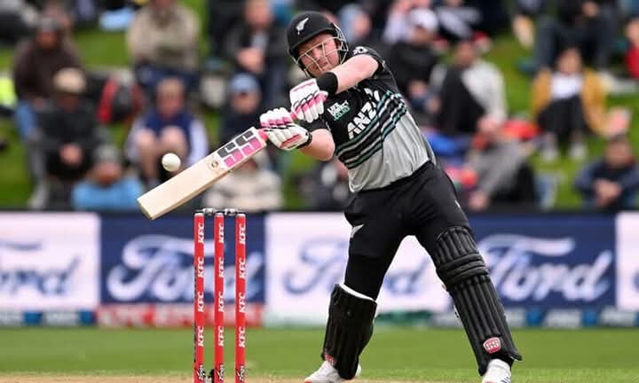 New Zealand Defeats Pakistan by 5 Wickets in Second T20, Takes 2-0 Lead in Series