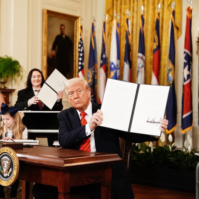 Trump Signs Executive Order to Dismantle Federal Department of Education