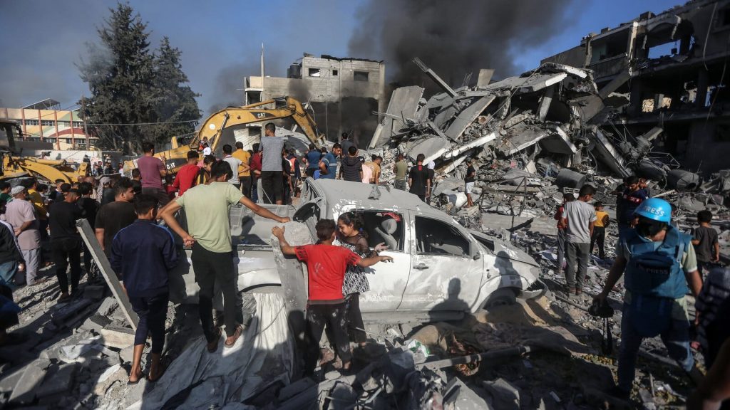 Israeli Airstrikes Kill 91 Palestinians as Ground Operations Resume in Gaza
