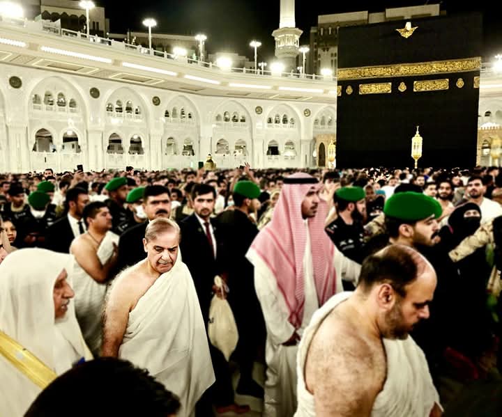 Prime Minister Shehbaz Sharif Visits Saudi Arabia for Umrah and Key Talks with Crown Prince