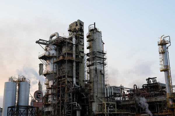 Trump’s Tariffs Take Effect Next Week, Oil Prices Surge