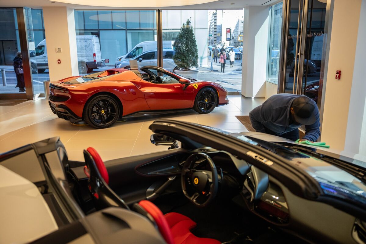 Ferrari to Raise Car Prices in U.S. Amid New Tariffs