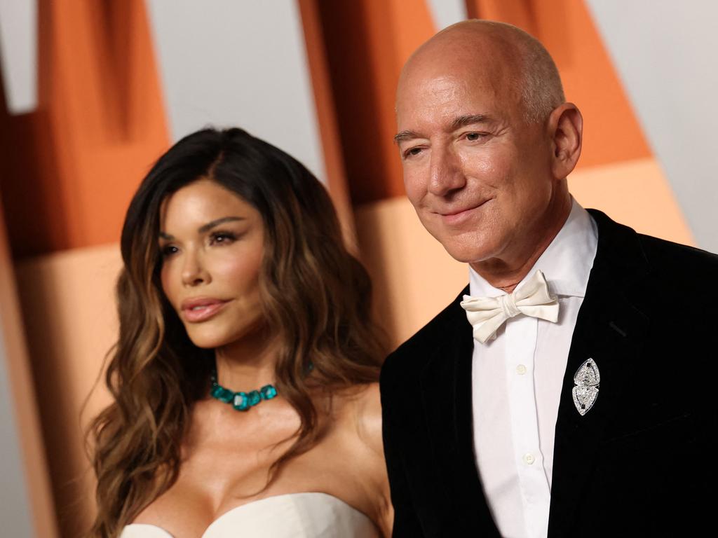 Headline: Jeff Bezos and Lauren Sanchez Prepare for Lavish Wedding