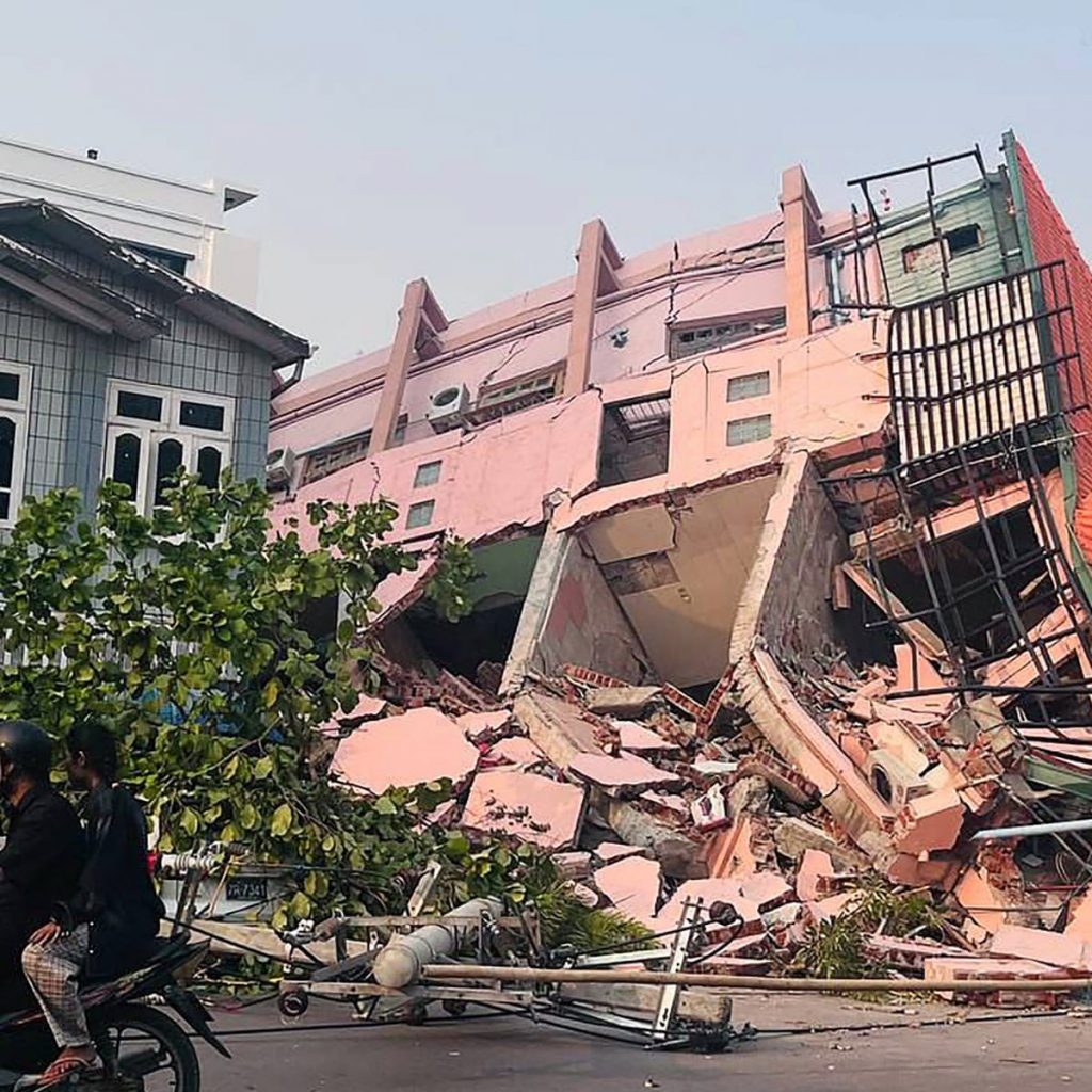Headline: Foreign Rescue Teams Arrive in Myanmar After Devastating Earthquake