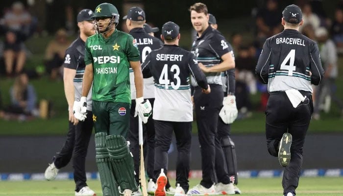 Headline: New Zealand Defeats Pakistan by 73 Runs in First ODI