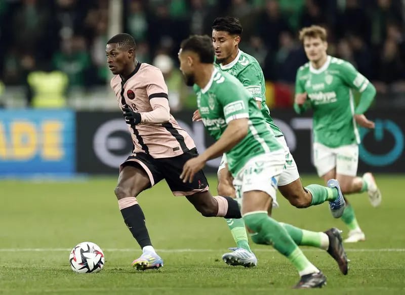 PSG Nears Ligue 1 Title with Dominant Win Over Saint-Etienne