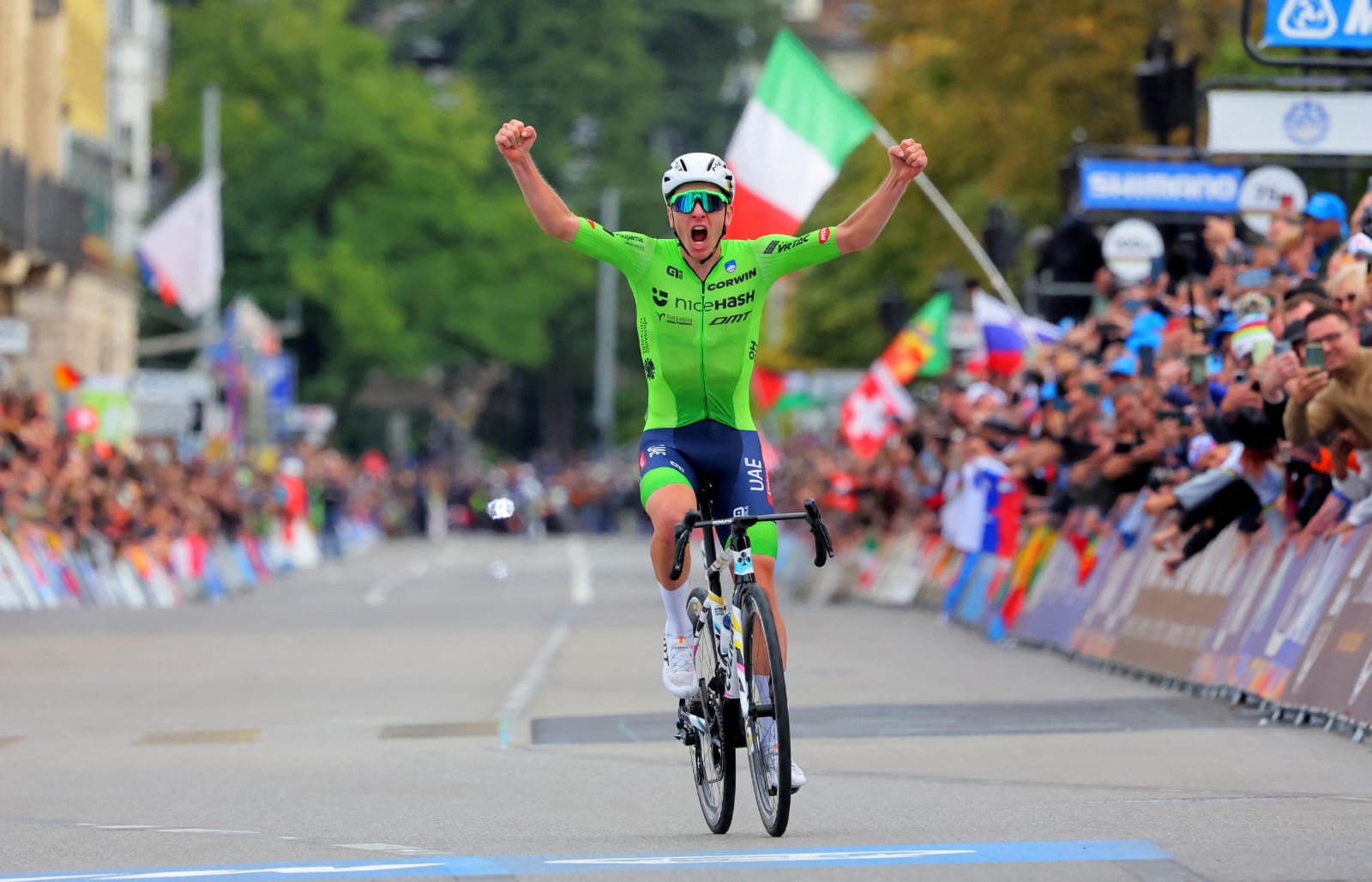 Pogacar Denies Van der Poel Record at Tour of Flanders