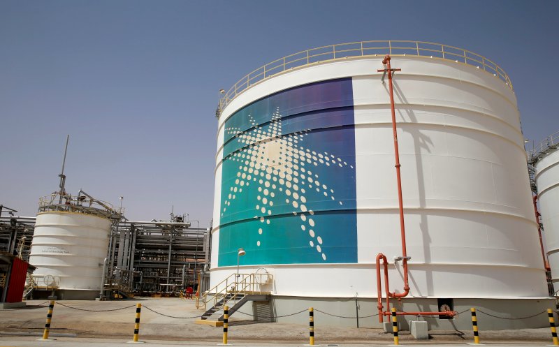 Saudi Arabia Cuts May Oil Prices for Asia Amid OPEC+ Supply Boost