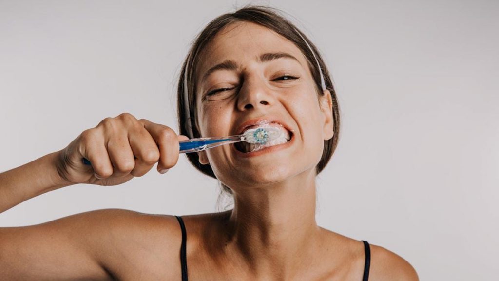 Headline: KFC's Fried Chicken-Flavored Toothpaste Sells Out Fast