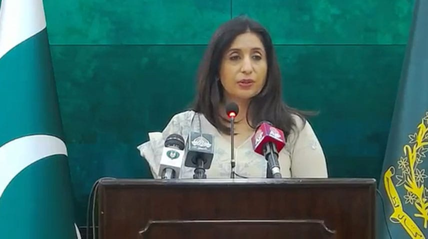 Pakistan Responds to US Tariffs, Urges Dialogue