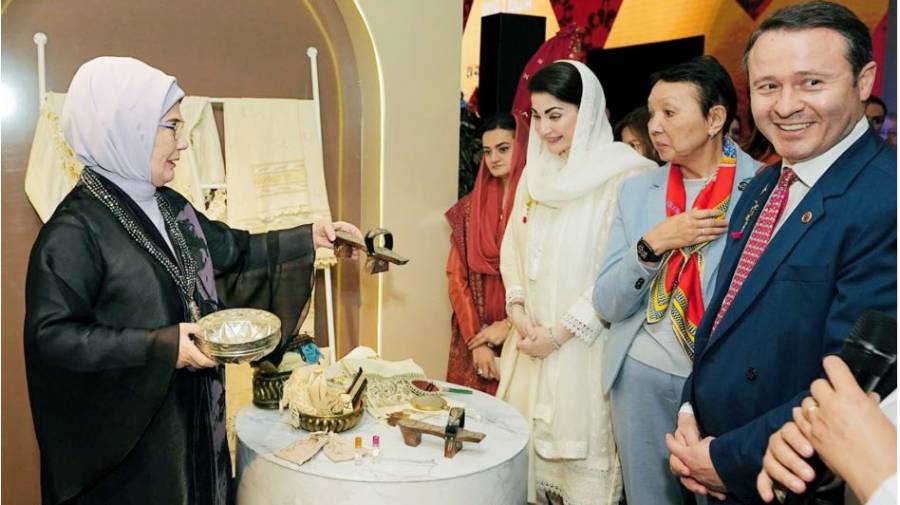 Chief Minister Punjab Maryam Nawaz Sharif Attends Cultural Show at Antalya Diplomacy Forum