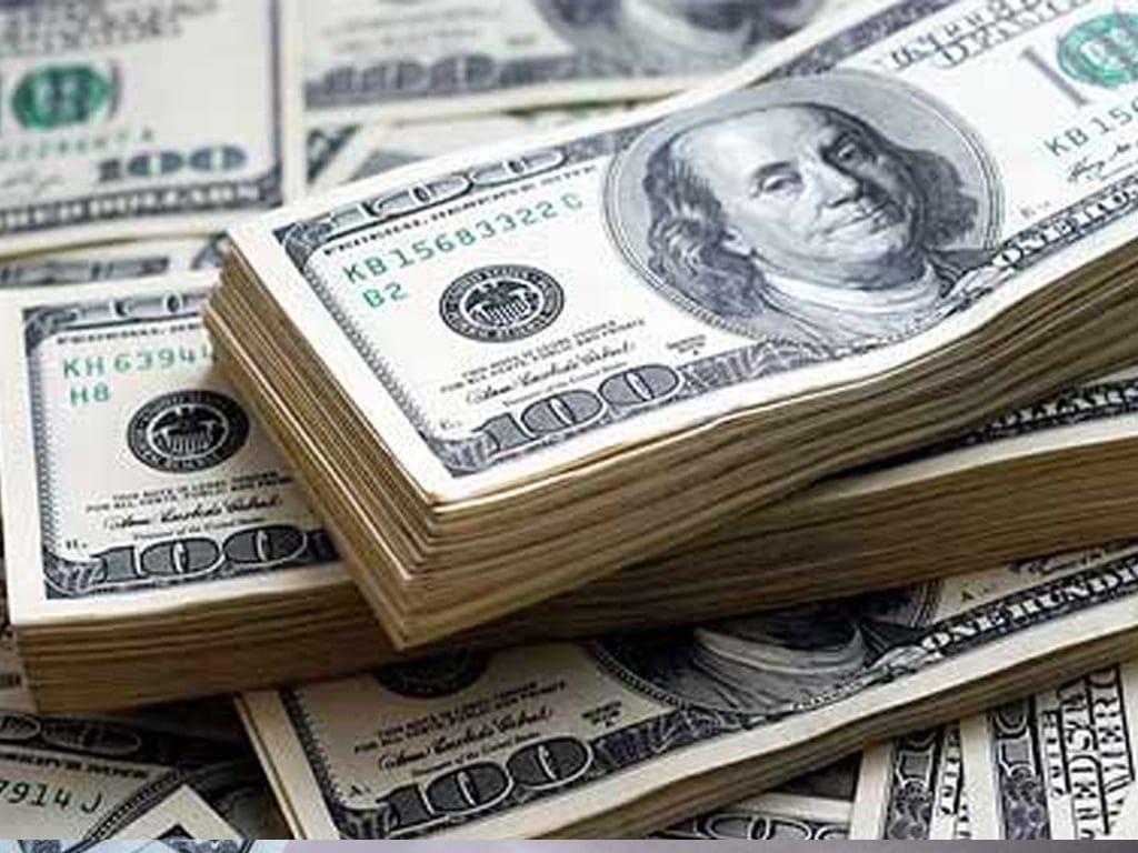 Dollar, Yields Fall as Weak U.S. Data Fuels Fed Rate Cut Bets