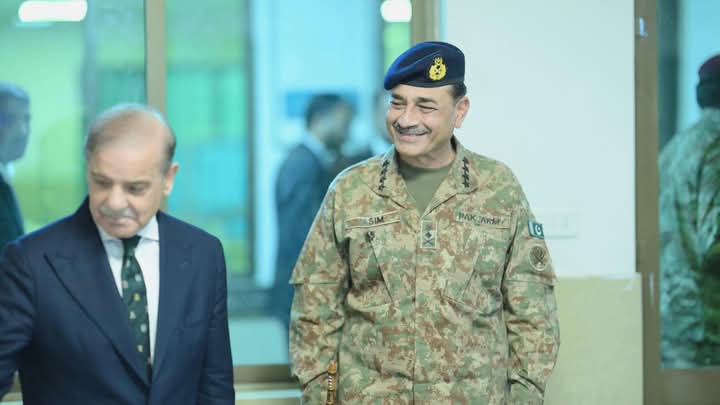 Prime Minister Visits Injured Soldiers at CMH Rawalpindi