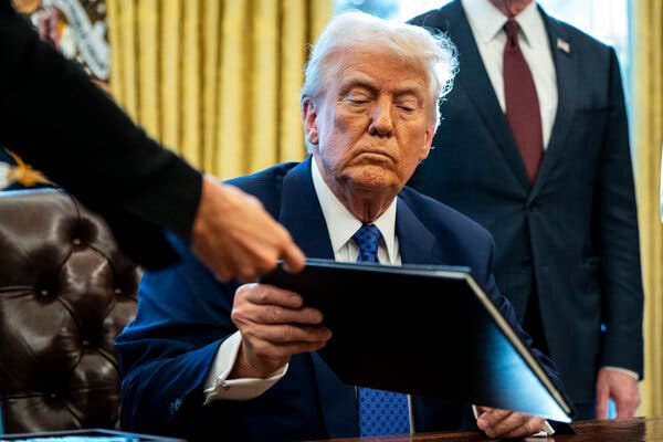 Trump to Impose Tariffs on Uncooperative Trade Partners, Says Treasury Secretary