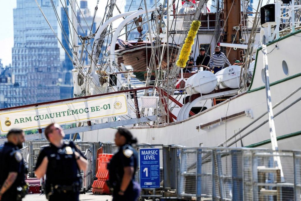 Investigation Underway After Mexican Navy Ship Hits Brooklyn Bridge