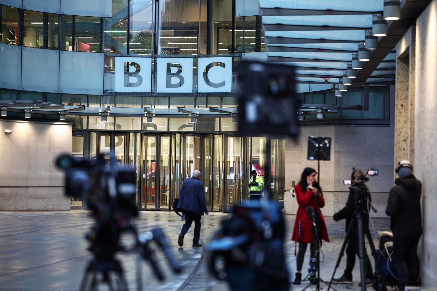 Trump plans $5 billion lawsuit against BBC