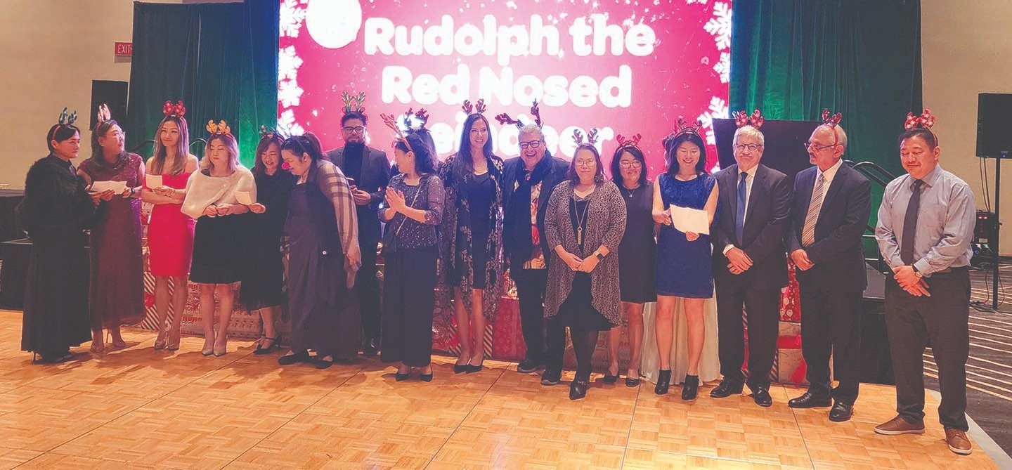 SouthWest National Bank Spreads HolidayCheer at Annual Christmas Bash