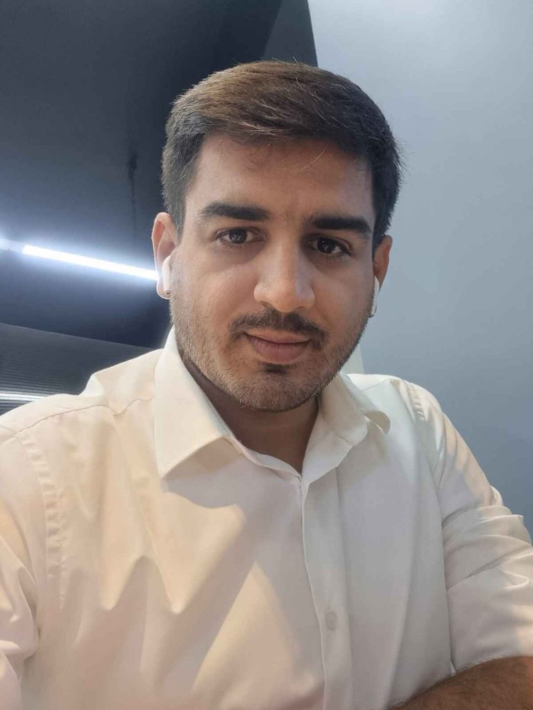 Writer of The Three-Tier World in Motion