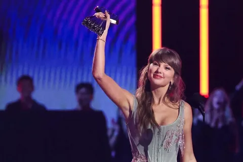 Taylor Swift and The Life of a Showgirl dominate iHeartRadio Music Awards 2026 Dolby Theatre