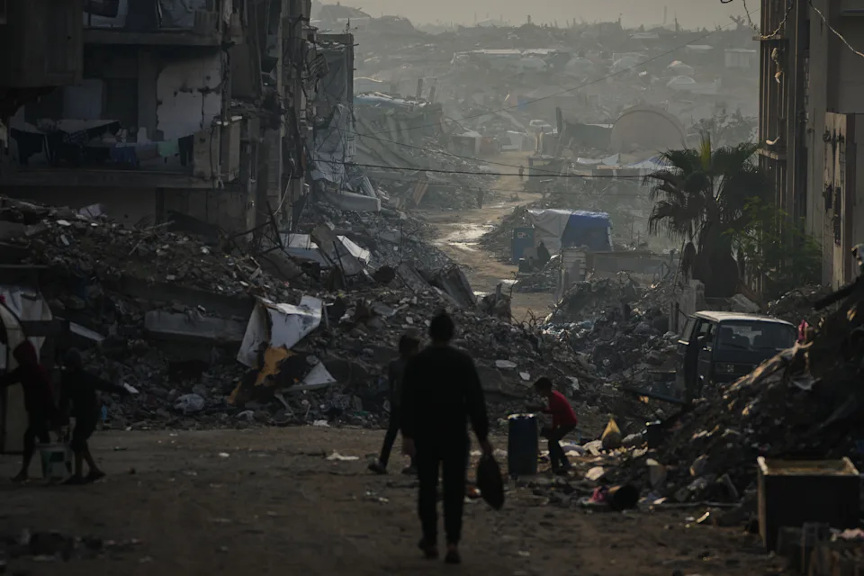 Palestinian civilians displaced amid Israeli military operations in Gaza Strip, May 2026
