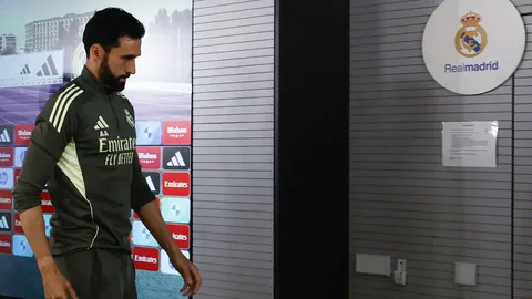 Alvaro Arbeloa Real Madrid coach looks on during La Liga match May 2026 Alvaro Arbeloa Real Madrid coach looks on during La Liga match May 2026