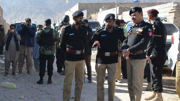 Families of martyred Ziarat policemen gathered at Koila Phatak in Quetta during a 10-day sit-in protest, demanding justice and compensation from the Balochistan government.
