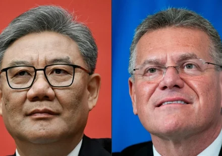 EU trade chief Maroš Šefčovič and Chinese Commerce Minister Wang Wentao at the China EU trade talks in Beijing