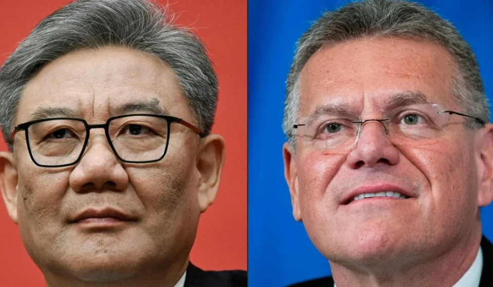 EU trade chief Maroš Šefčovič and Chinese Commerce Minister Wang Wentao at the China EU trade talks in Beijing