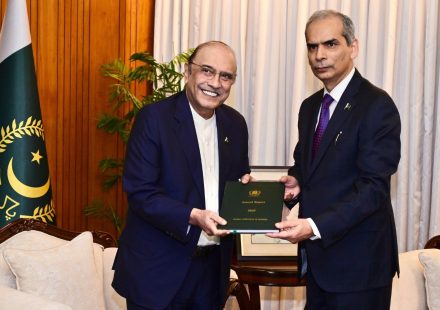 President Asif Ali Zardari receives the Wafaqi Mohtasib Annual Report for 2025 from Federal Ombudsman Naveed Kamran Baloch.
