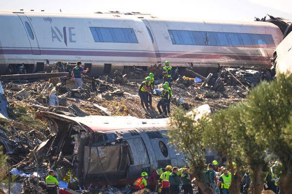 Timeline infographic showing the Iryo and Renfe trains involved in the deadly Spain railway collision near Urda.